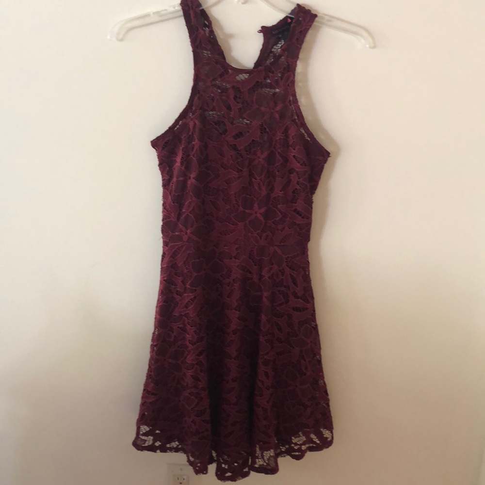Women’s S burgundy red dress